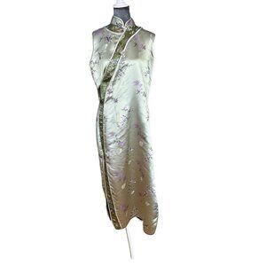 Shanghai SoHo Vintage Floral Embroidered Sleeveless Cheongsam Dress